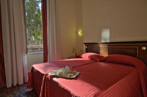 Отель Beau Site - Antica Residenza Рим Номер фото